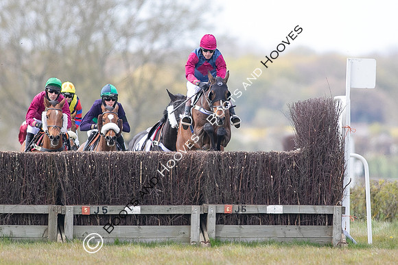 Essex with the Farmers and Union Hnt Point to Point