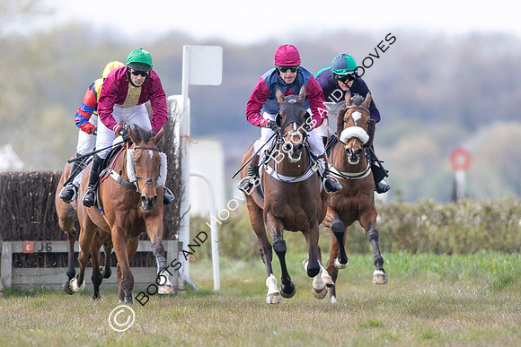 Essex with the Farmers and Union Hnt Point to Point