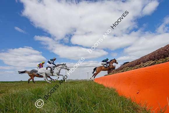 Essex with the Farmers and Union Hnt Point to Point