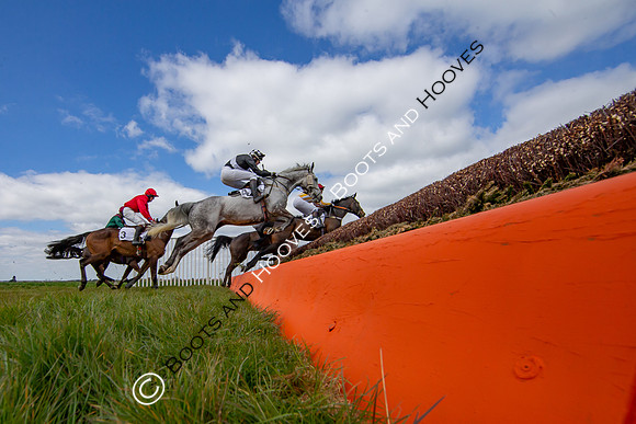 Essex with the Farmers and Union Hnt Point to Point