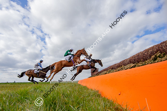 Essex with the Farmers and Union Hnt Point to Point