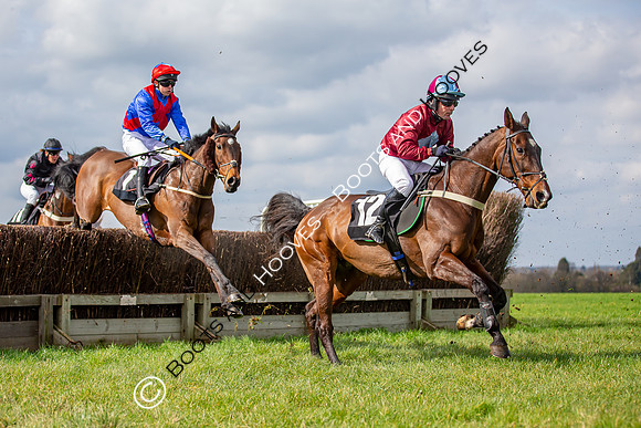 The High Easter Racing Club Point to Point
