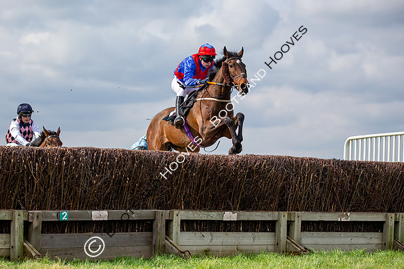 The High Easter Racing Club Point to Point