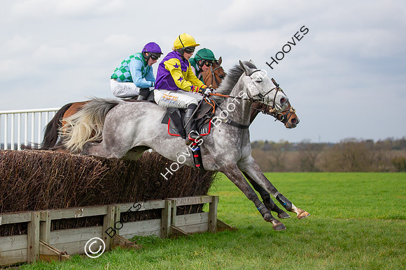 The High Easter Racing Club Point to Point