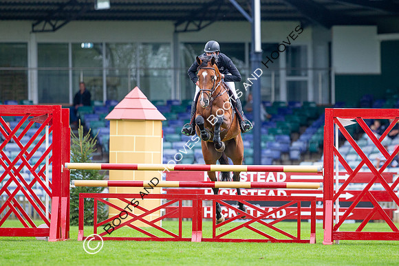 Science Supplements All England Jumping Championships