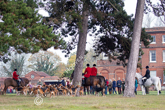 The Essex with the Farmers and Union Hunt. Opening Meet.~ MANDATORY Credit Elli Birch/Bootsandhooves - NO UNAUTHORISED USE - 07745 909676